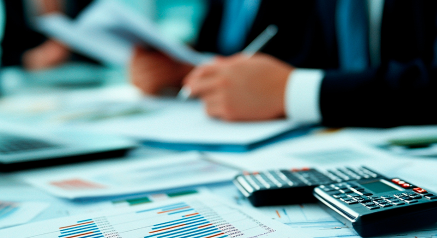 Dashboard con indicadores financieros para optimizar el flujo de caja empresarial - Profitline